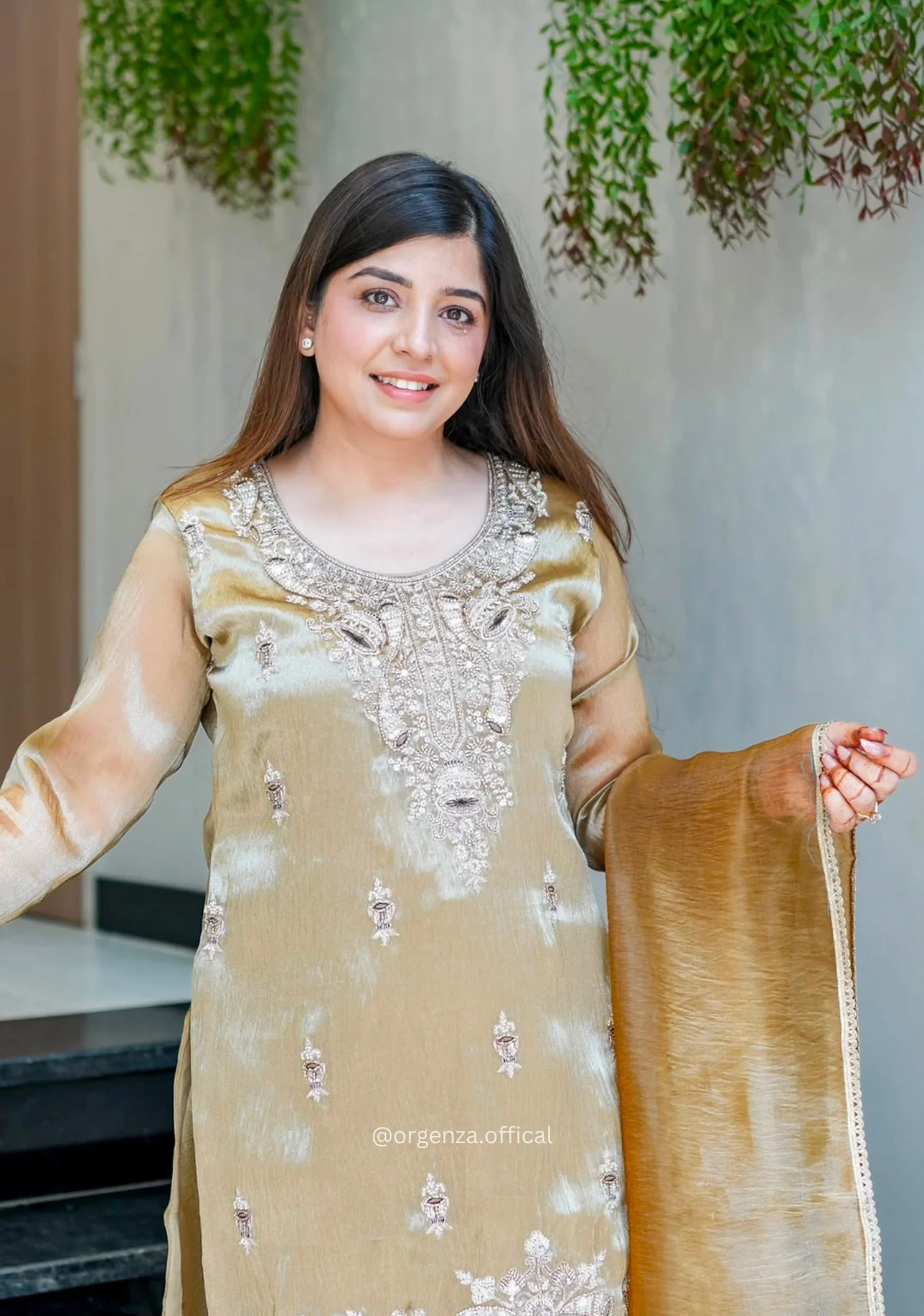 Pure GMY Silk Embroidered Kurta Pant Set with Dupatta - Image 3